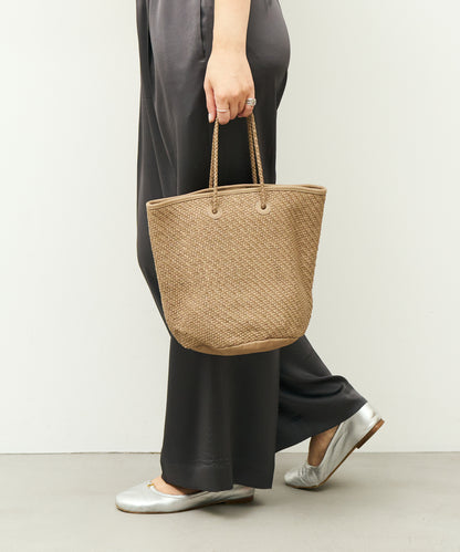 #60/ 籃子（栗米色）/ 羊皮“SHEEP MESH” 