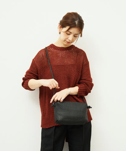 #60/ Barrel Shoulder M（黑色）/ 羊皮“SHEEP MESH” 