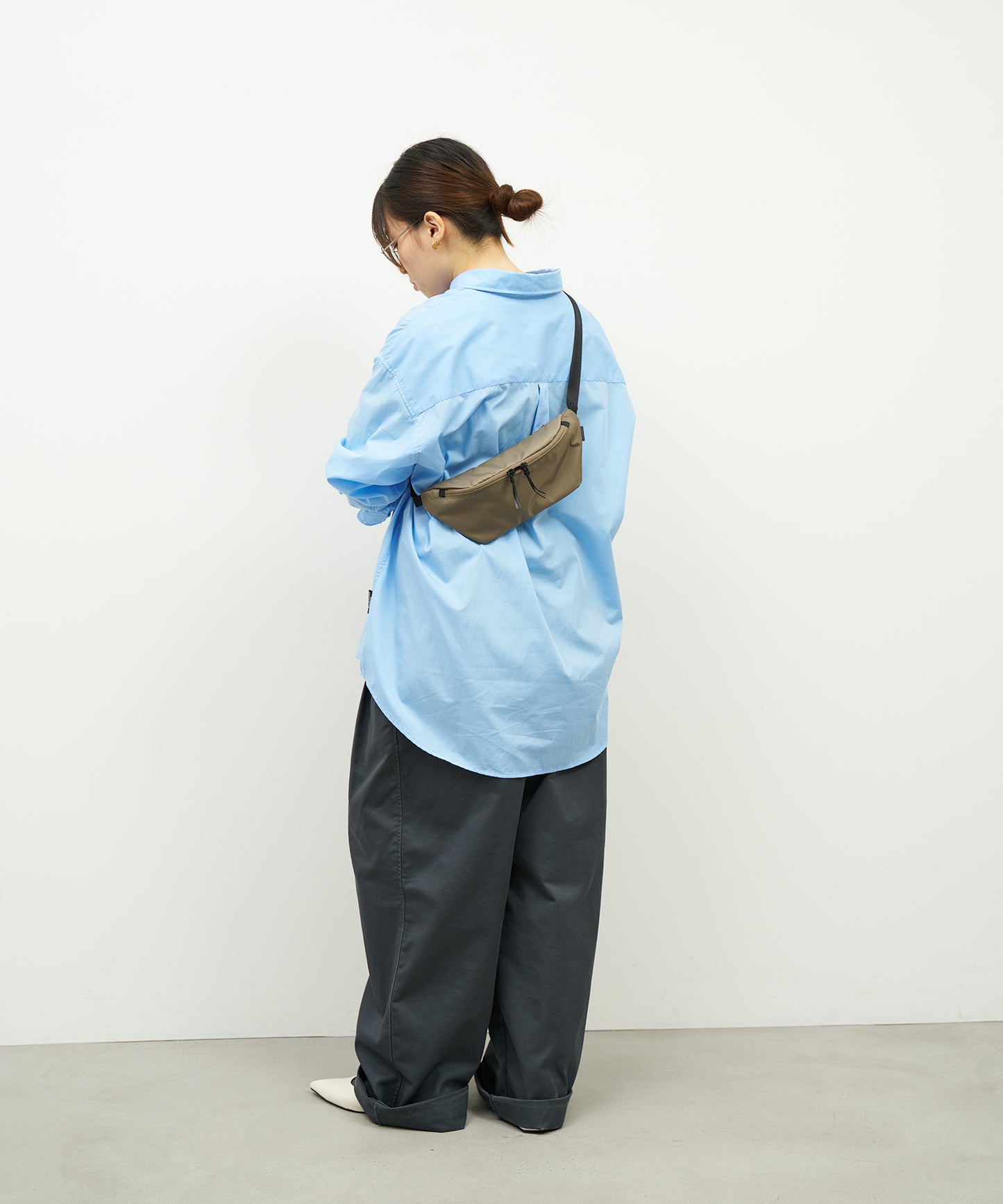 Lithe Sling - Khaki gray / Basic Nylon