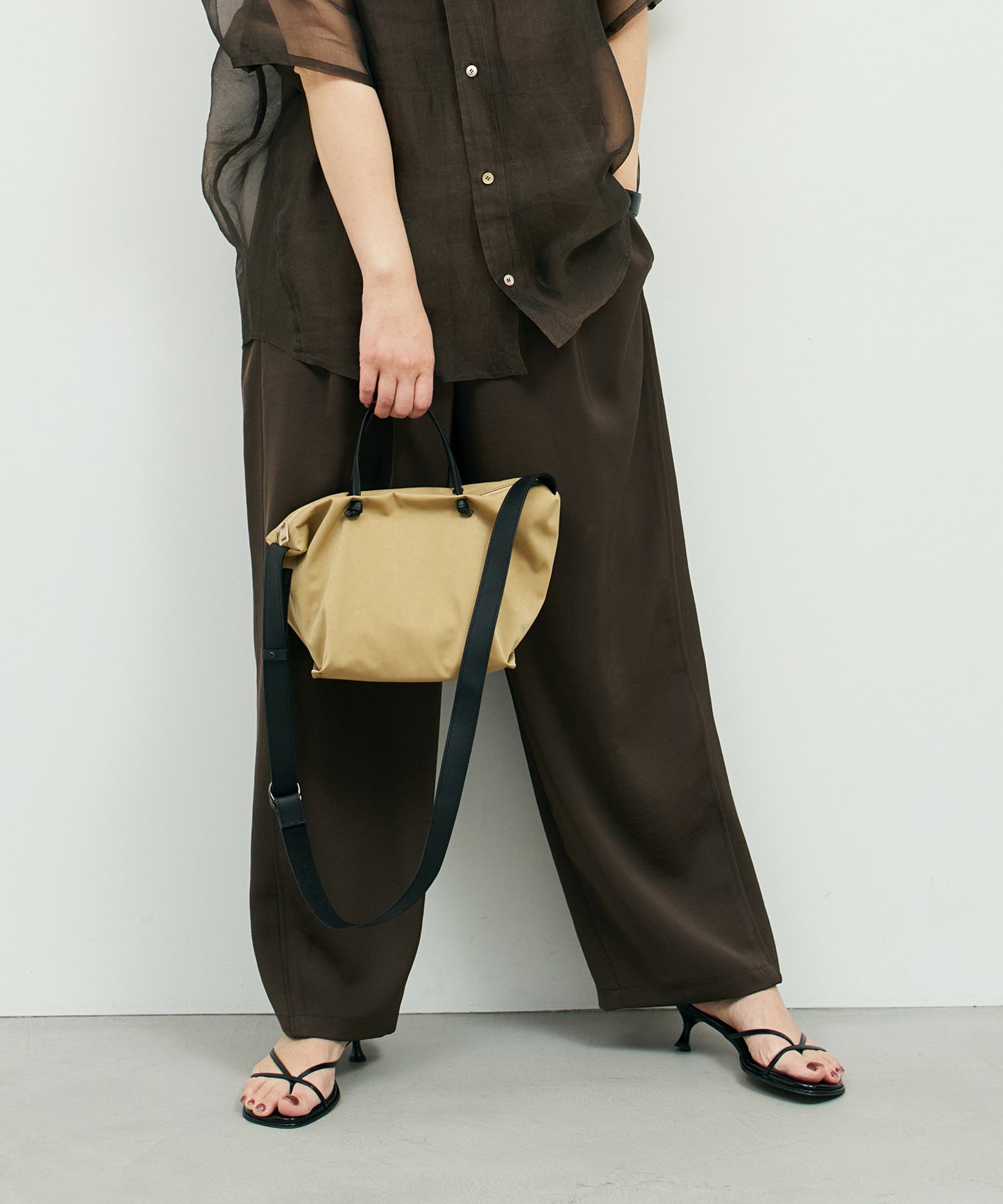 #89《SALE 20%》Daily mini Boston bag (beige) / HD NYLON