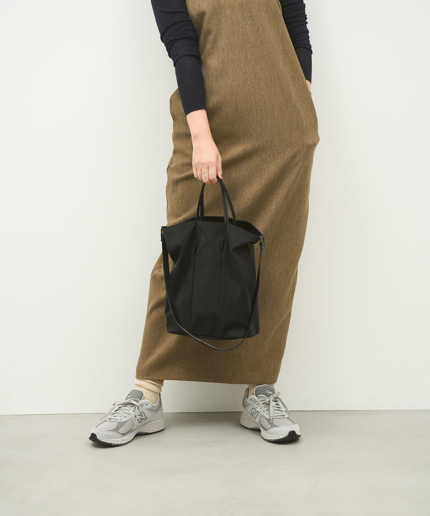 【9/6発売】tote con estructura / nailon "Nailon de alta densidad" 