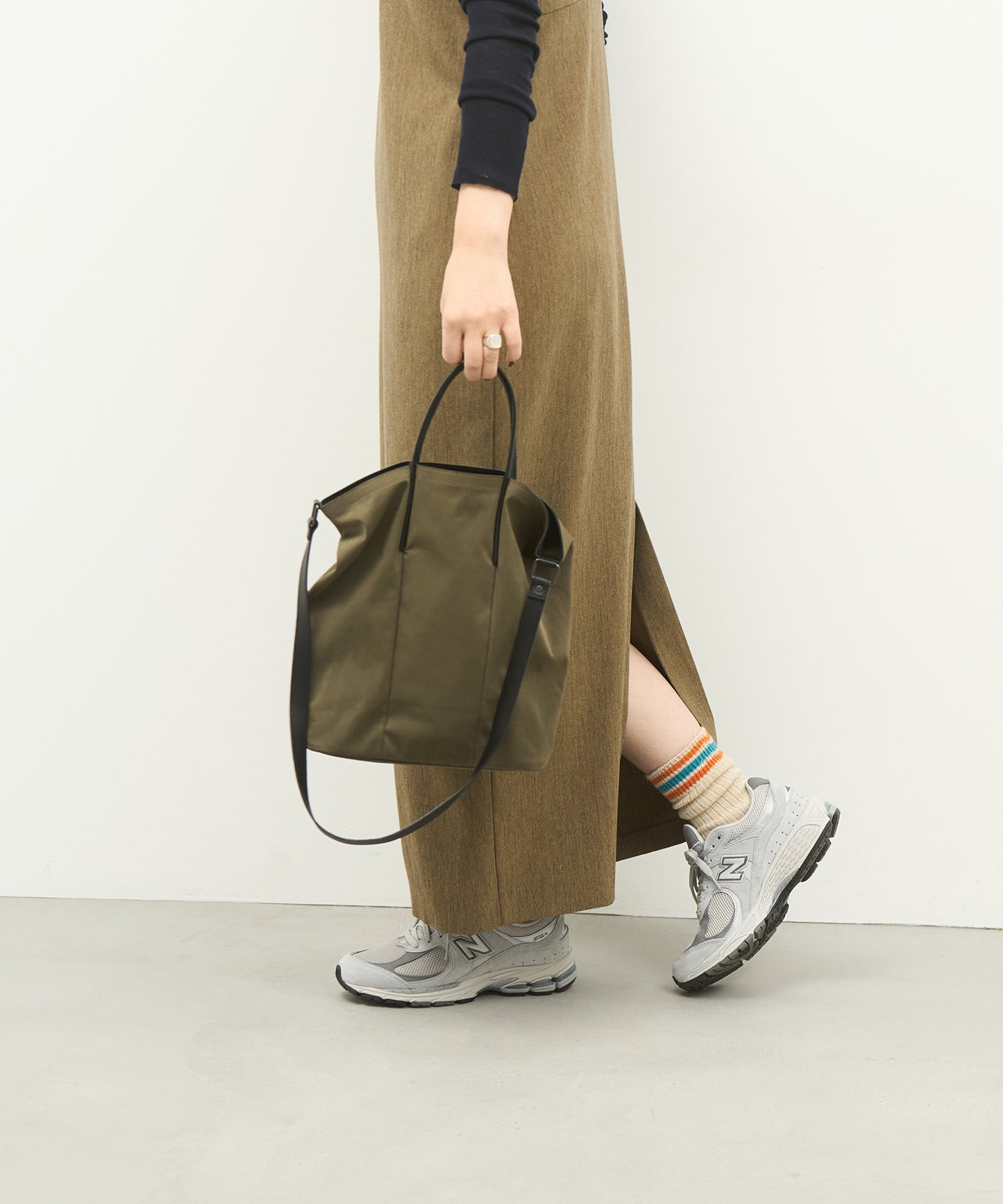 【9/6発売】tote con estructura / nailon "Nailon de alta densidad" 