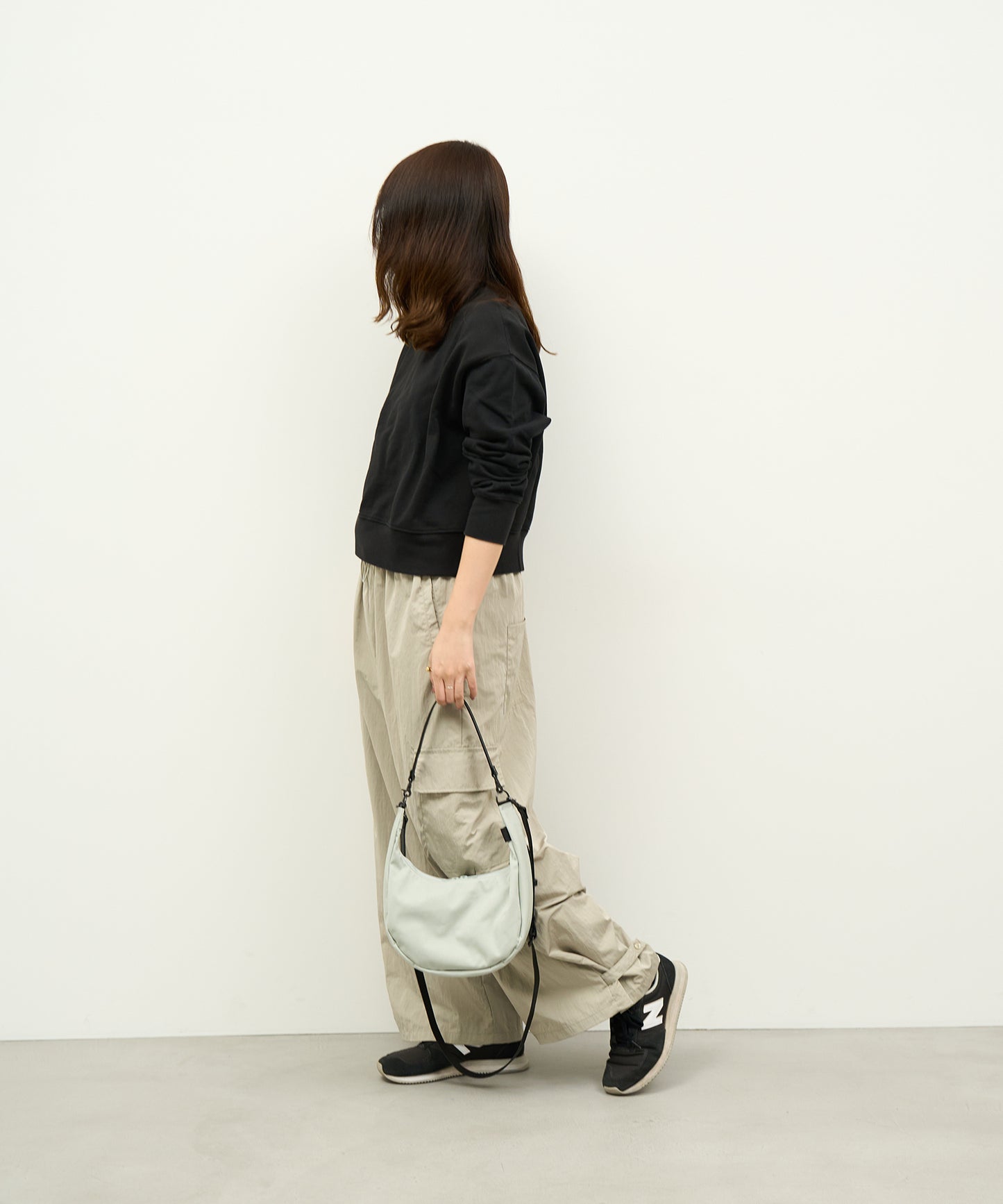 【9/6発売】Bolso de hombro redondo diario / nailon "Nylon de alta densidad" 