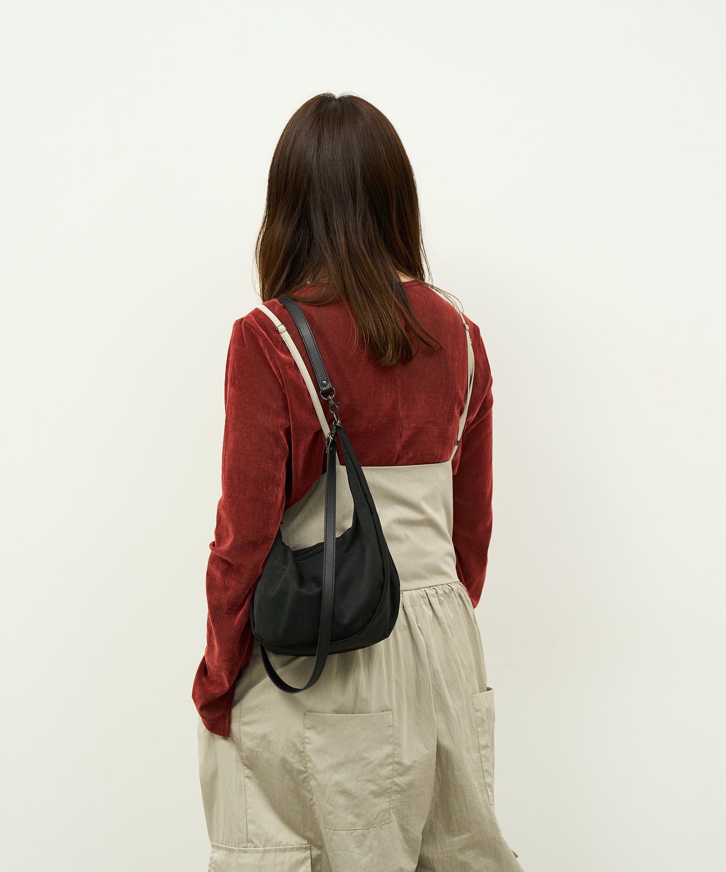 【9/6発売】Bolso de hombro redondo diario / nailon "Nylon de alta densidad" 