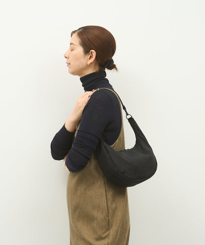 #89 / Daily round shoulder bag / nylon "High density nylon"