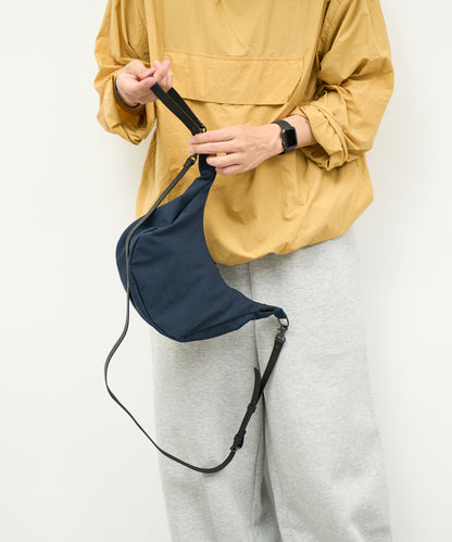 【9/6発売】Bolso de hombro redondo diario / nailon "Nylon de alta densidad" 