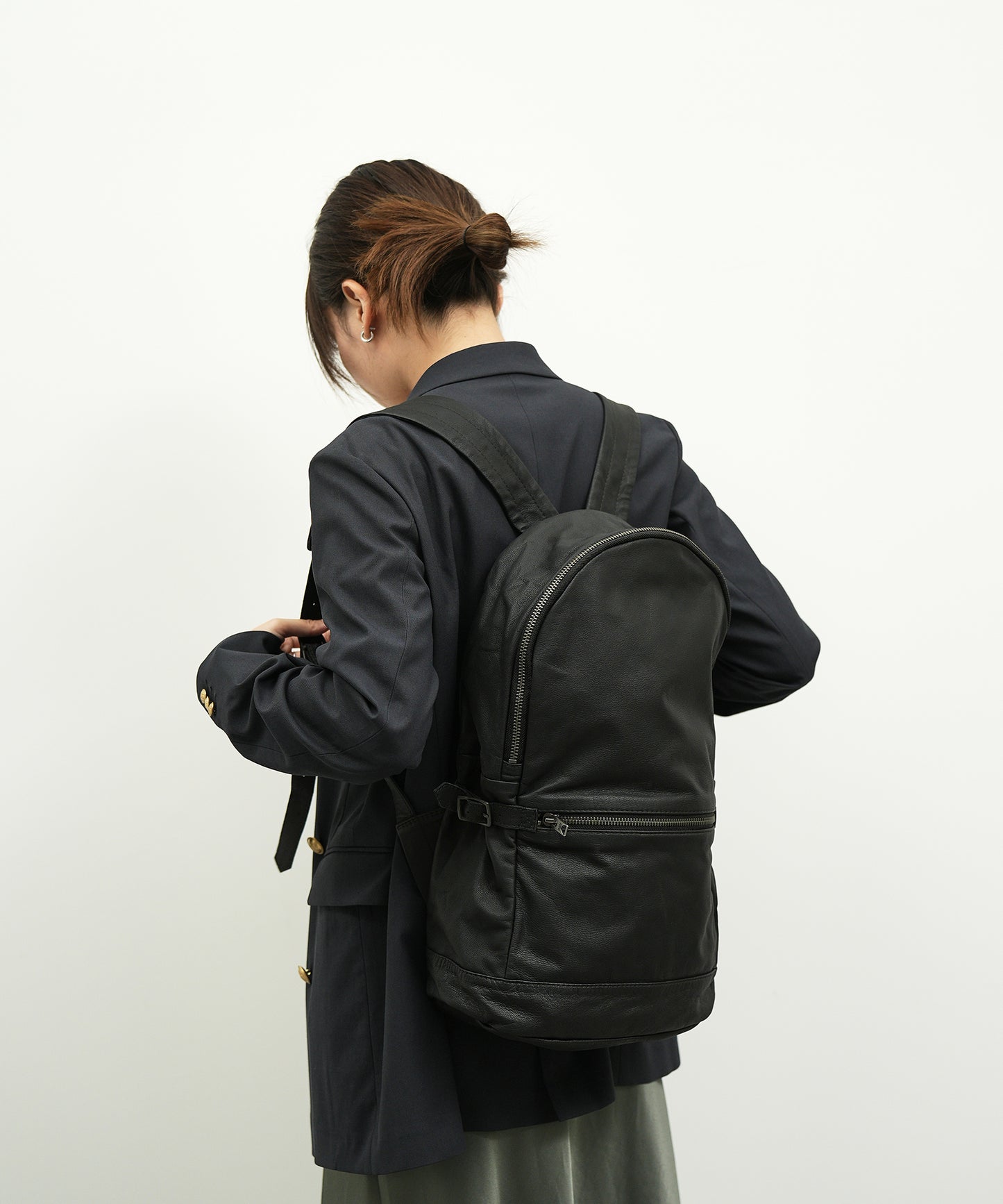 Daily backpack mid / goatskin "BARE"
