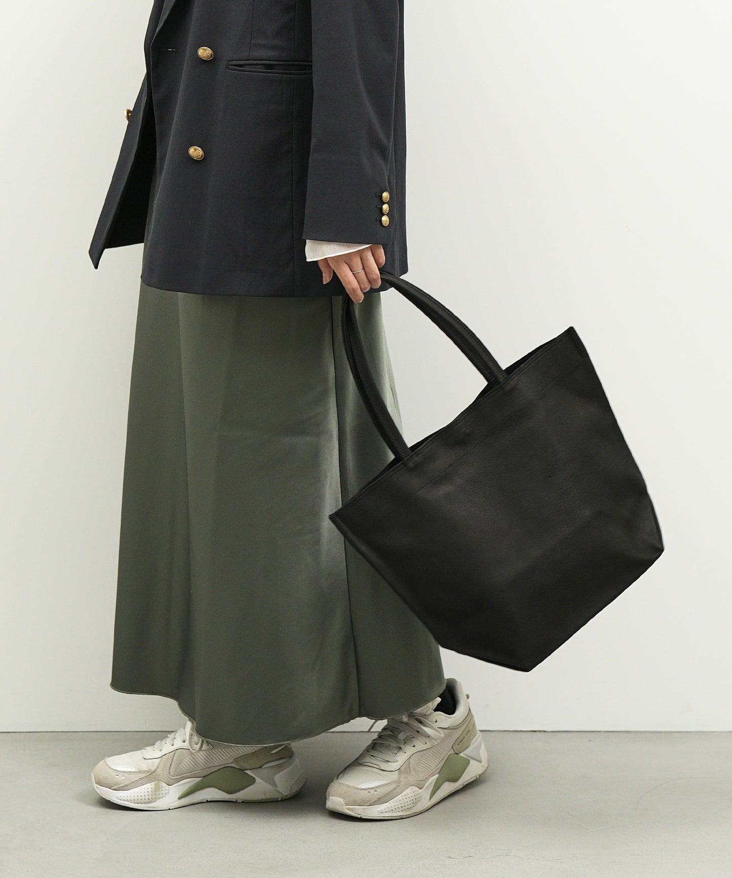 #30 / 午餐袋 M / 猪皮“HALLIE”