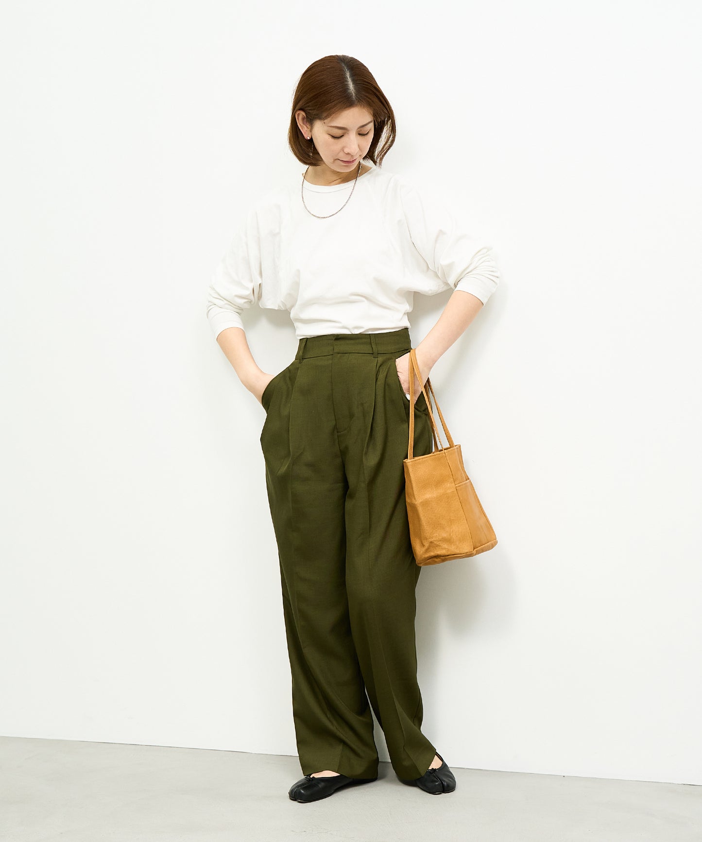 #30/ Bucket tote bag (camel) / pigskin "HALLIE"