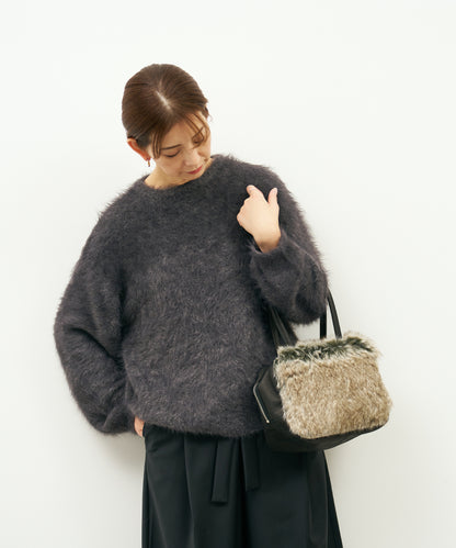 #88a / Square duffle XS / Pigskin "HALLIE × Craft fur"