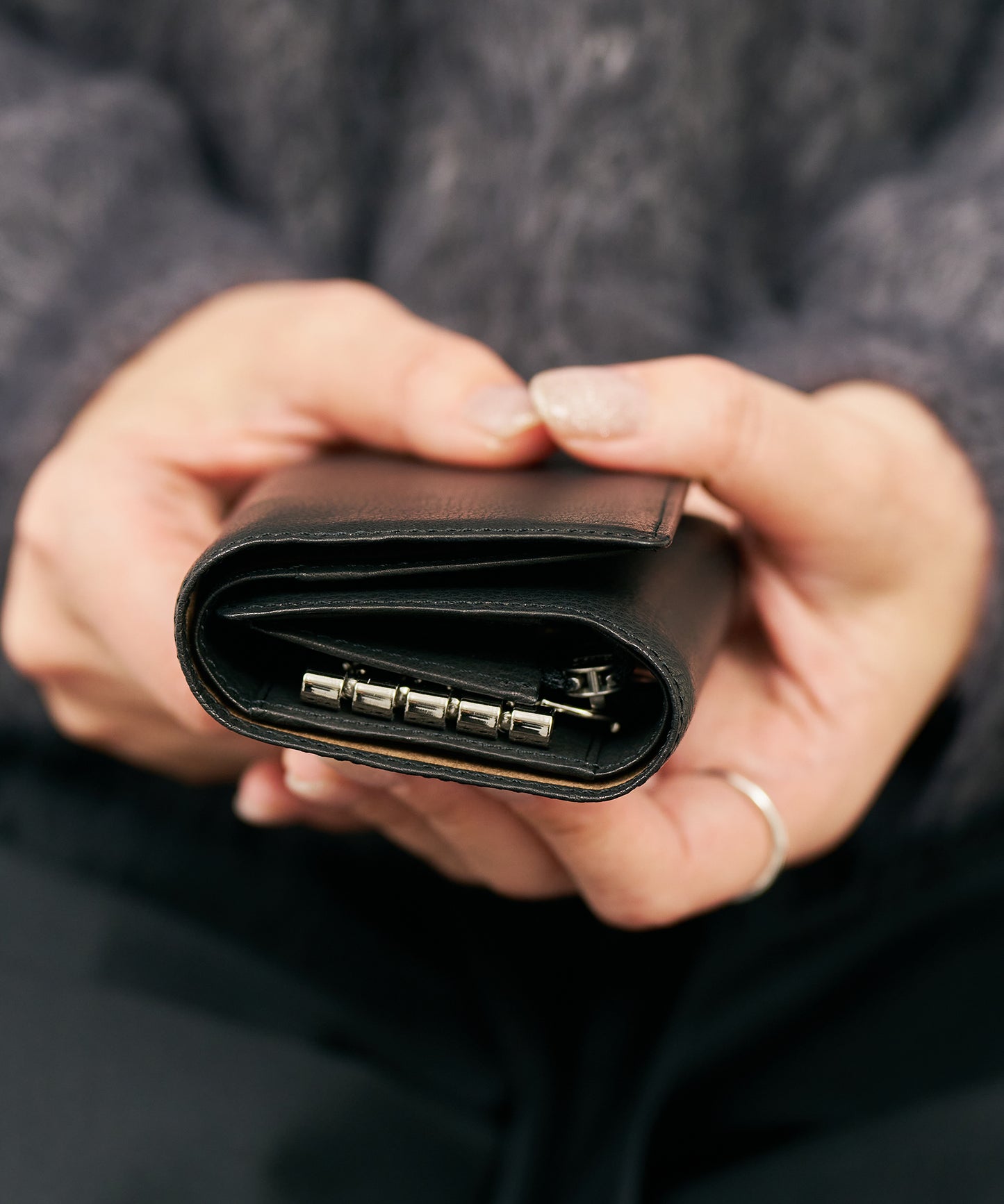 #55/ Key Merge Wallet (black) / cowhide "BABY BUFFALO"