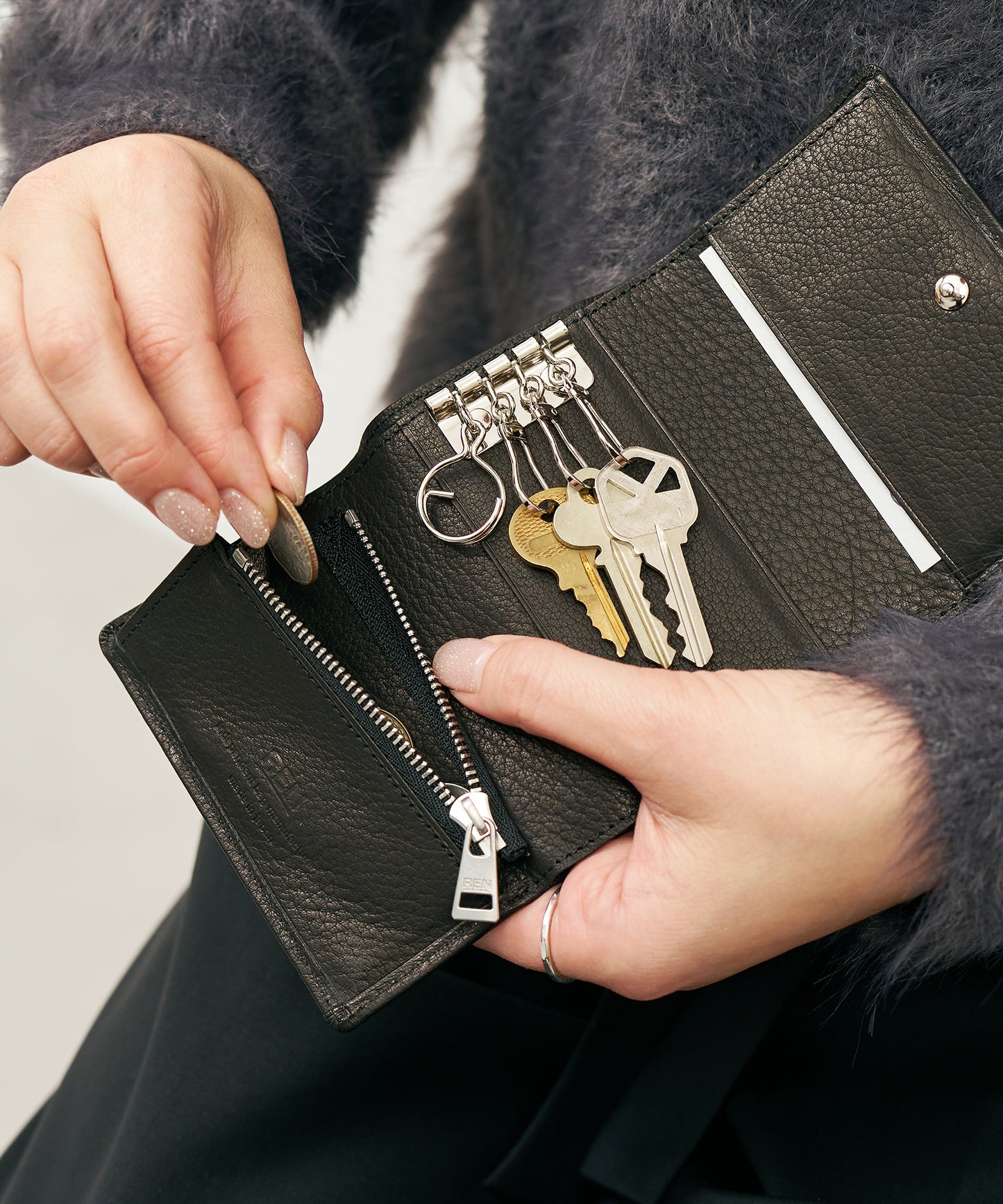 #55/ Key Merge Wallet (black) / cowhide "BABY BUFFALO"