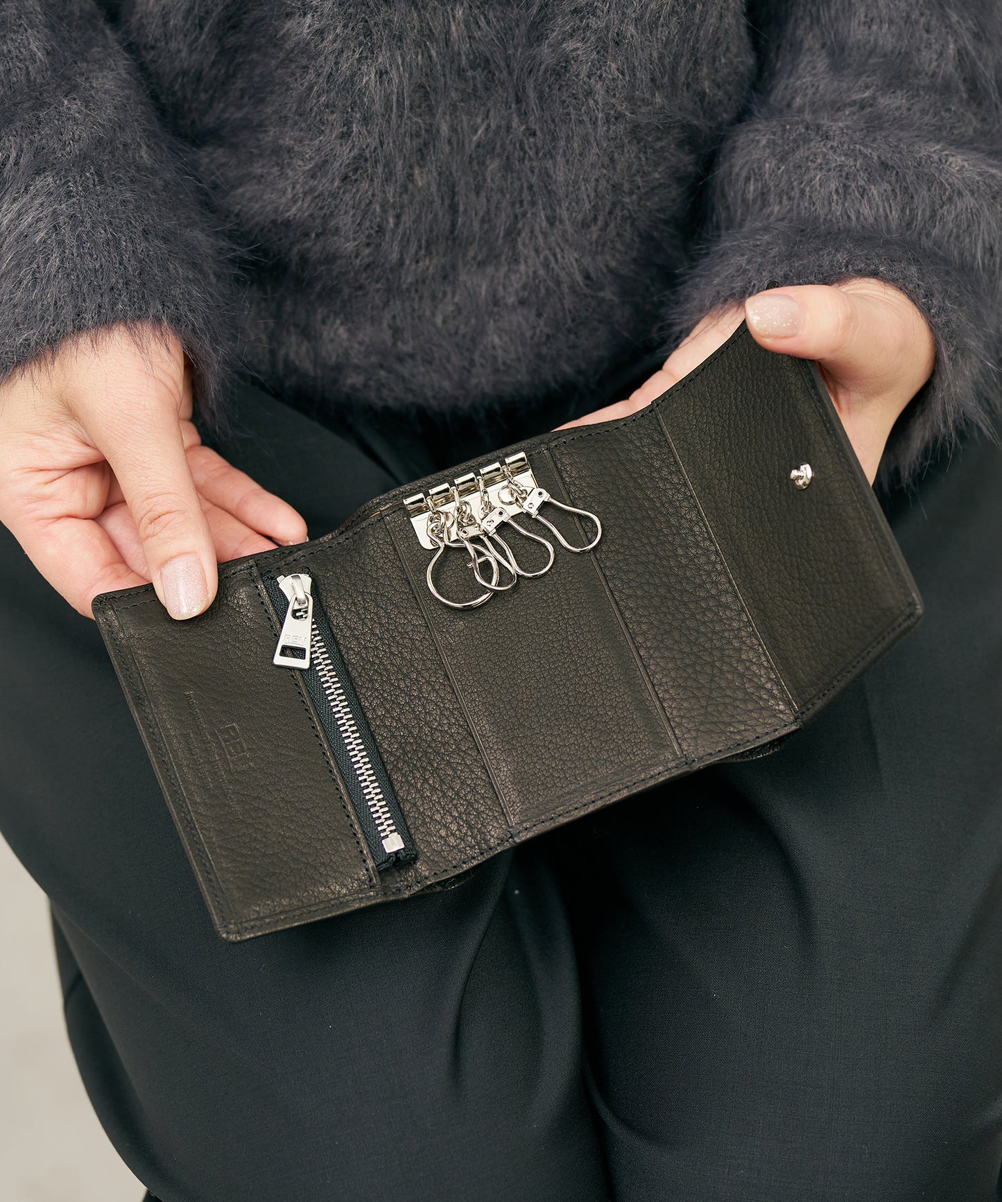 #55/ Key Merge Wallet (black) / cowhide "BABY BUFFALO"