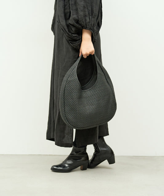 Circle Basket - black / sheepskin Sheep mesh